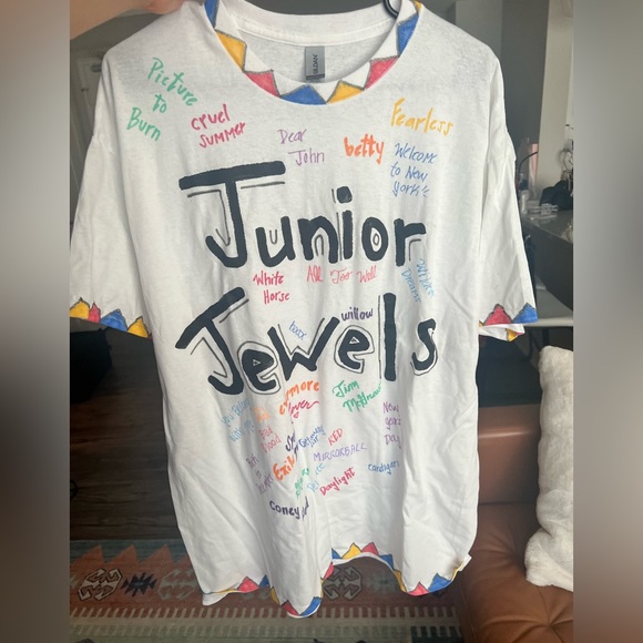 Taylor Swift Junior Jewel Shirt - Picture 1 of 5